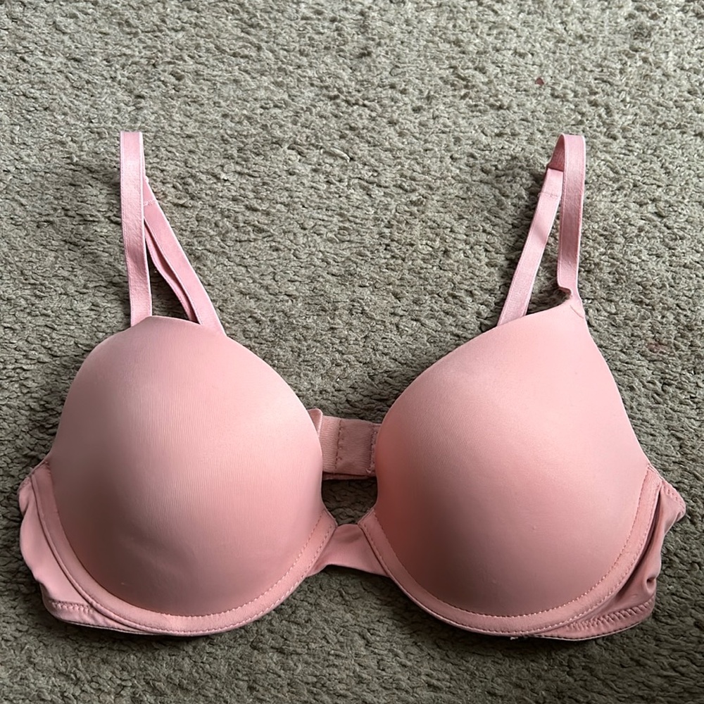 PINK Victoria's Secret Light Pink T-Shirt Bra